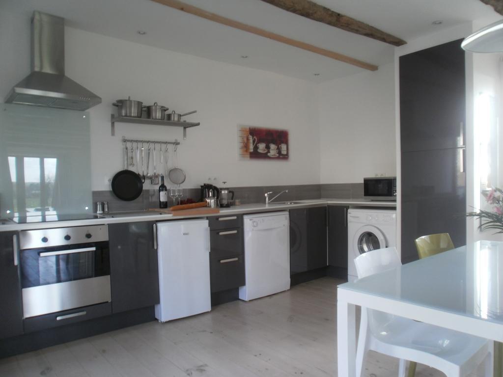 Gites Du Manoir Runan Exteriör bild