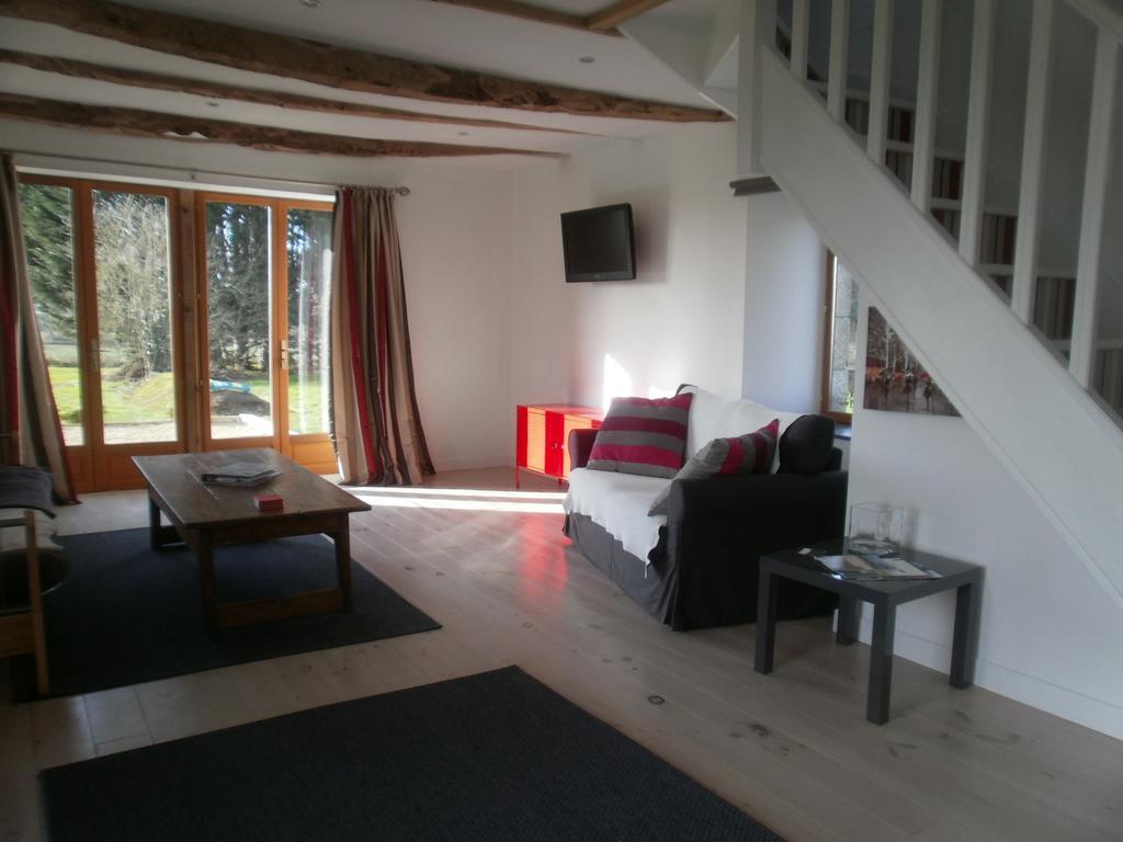 Gites Du Manoir Runan Exteriör bild