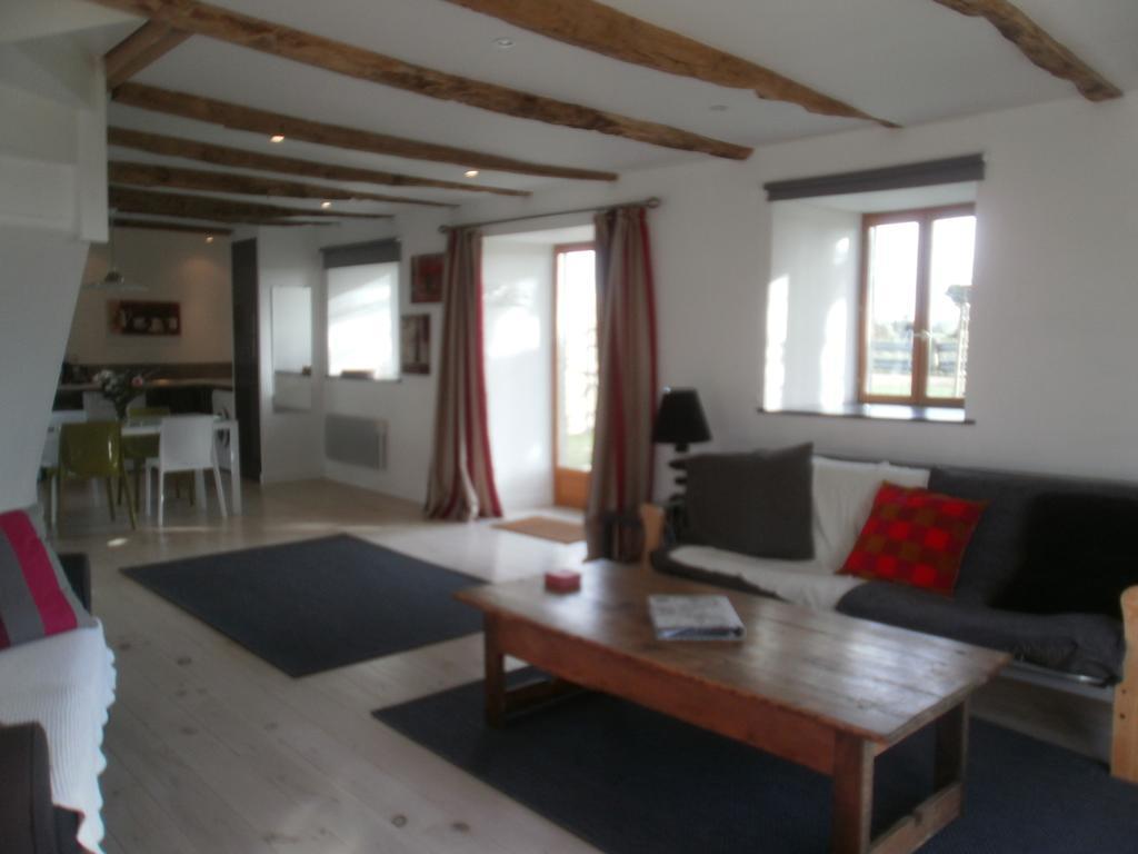 Gites Du Manoir Runan Exteriör bild