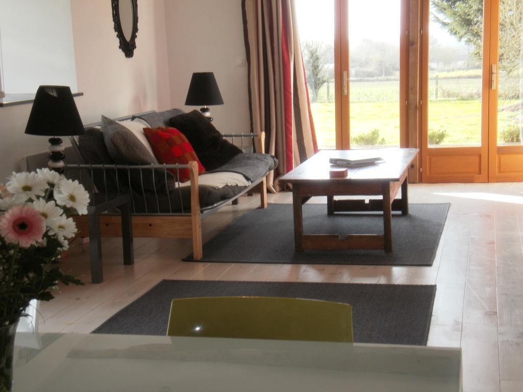 Gites Du Manoir Runan Exteriör bild