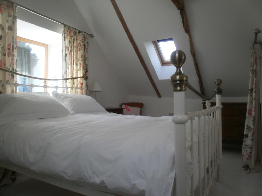 Gites Du Manoir Runan Exteriör bild