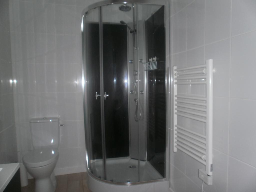 Gites Du Manoir Runan Exteriör bild