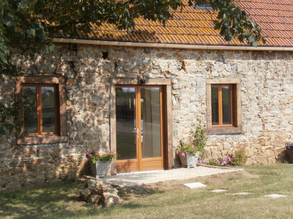 Gites Du Manoir Runan Exteriör bild