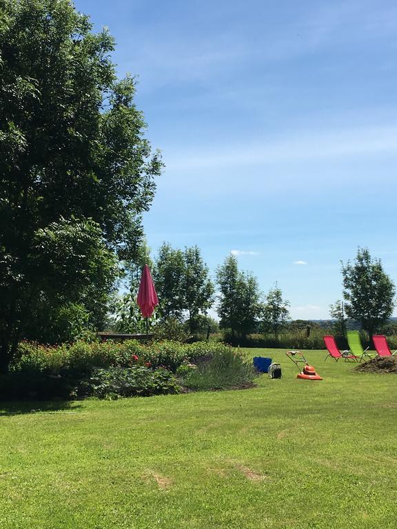Gites Du Manoir Runan Exteriör bild
